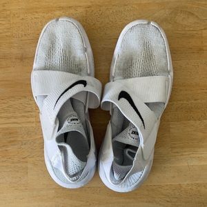Nike Free RN Motion flyknit 8.5M/10W